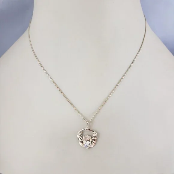 10K Yellow Gold Diamond Claddagh Pendant #23361 - Picture 5 of 6